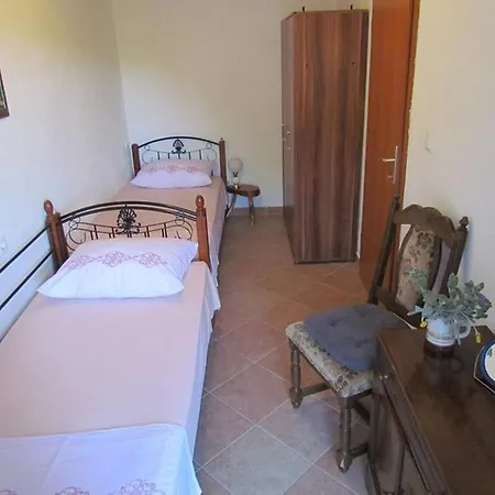 Robinson Jakovana Casa de Férias